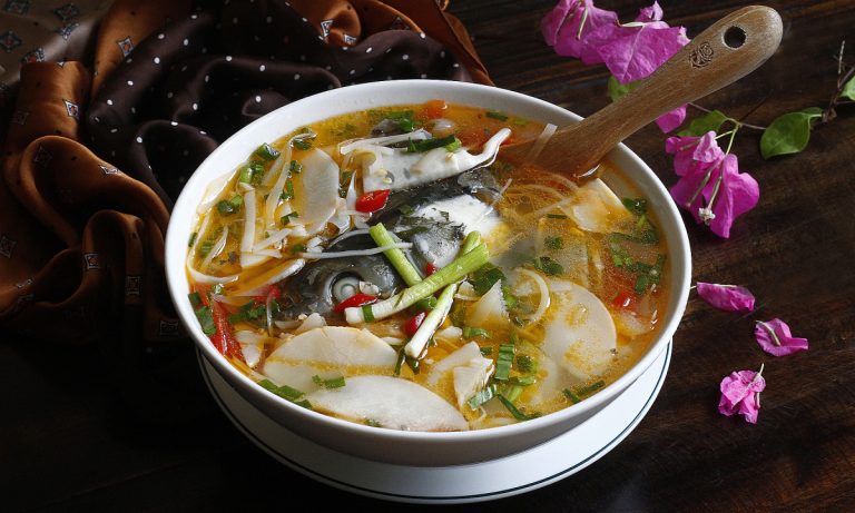 Các món canh cá chua được yêu thích sau Tết