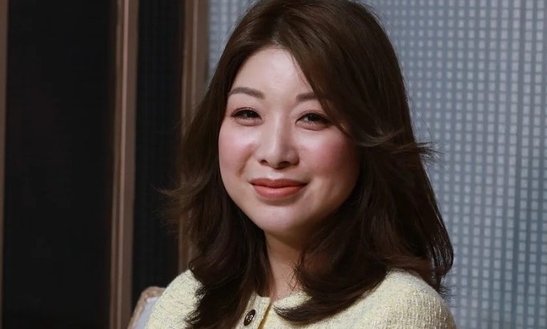 Á hậu Hong Kong: ‘Tôi không còn xấu hổ vì ly hôn’