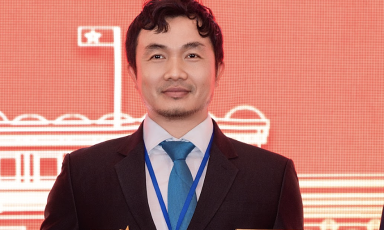 Thẩm mỹ Linh Anh nhận giải thưởng ‘Thương hiệu mạnh quốc gia’