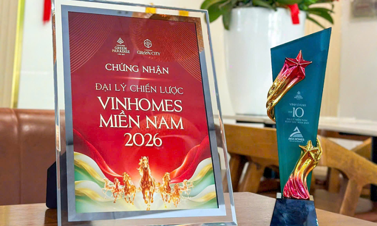 Aka Homes được vinh danh đại lý xuất sắc của Vinhomes Green Paradise